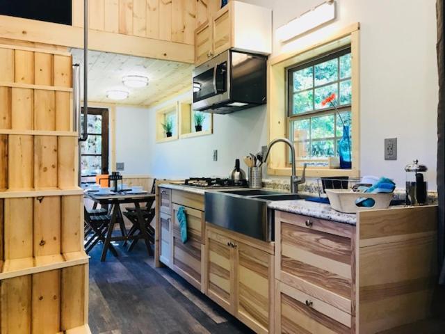 Umpqua'S Last Resort - Wilderness Cabins, Rv Park & Glamping Idleyld Park 외부 사진