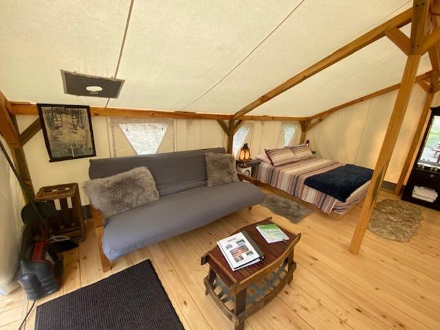 Umpqua'S Last Resort - Wilderness Cabins, Rv Park & Glamping Idleyld Park 외부 사진