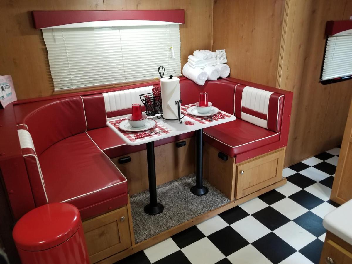 Umpqua'S Last Resort - Wilderness Cabins, Rv Park & Glamping Idleyld Park 외부 사진