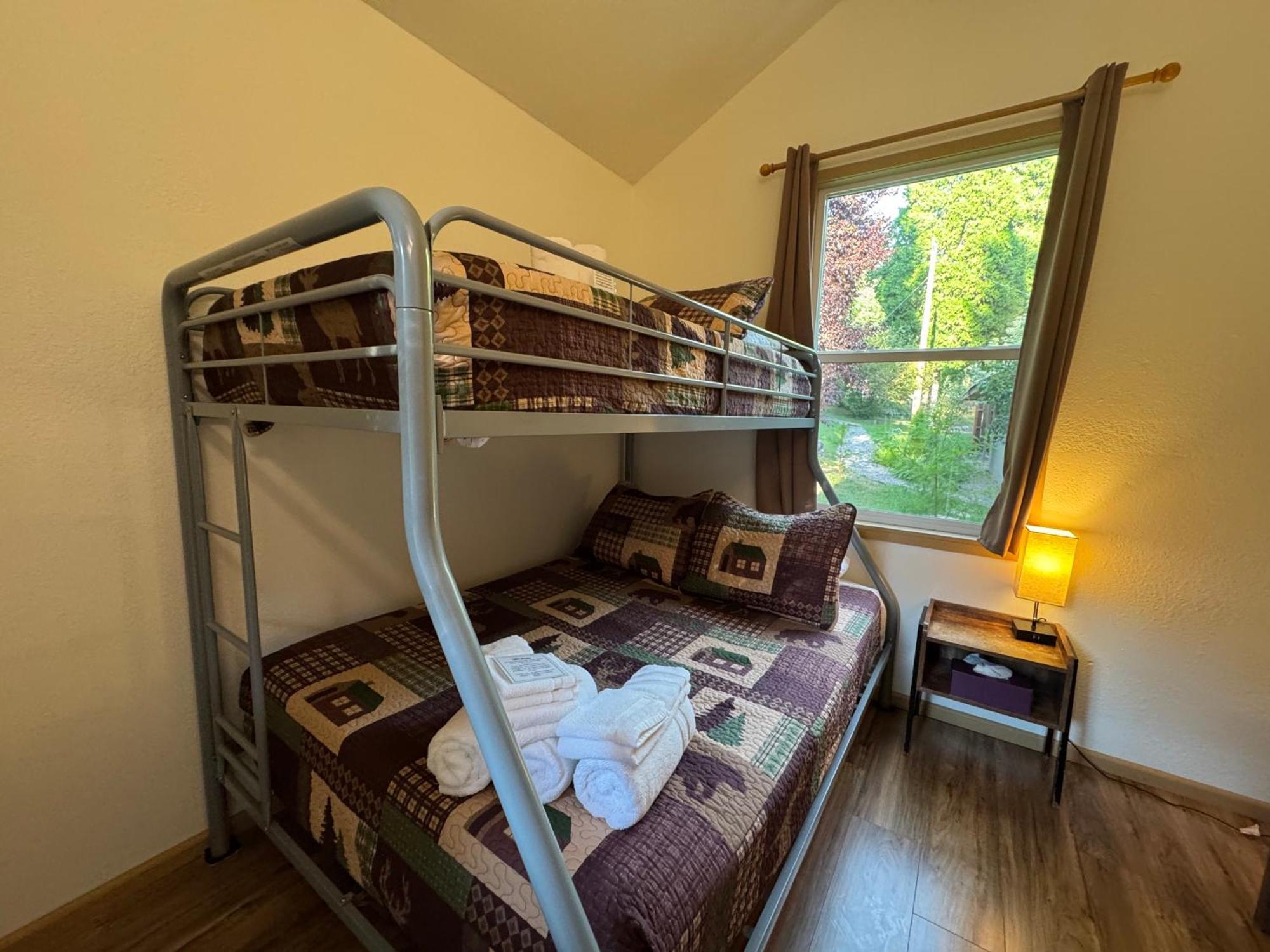 Umpqua'S Last Resort - Wilderness Cabins, Rv Park & Glamping Idleyld Park 외부 사진